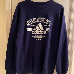 Men’s sweatshirt; sports wear; Perfect for fall weather. Navy Blue color.